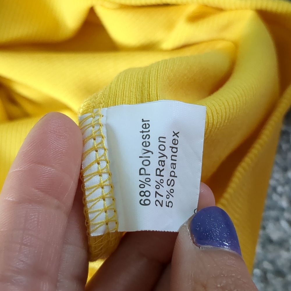 Comfortable yellow dress - Picture 6 of 7